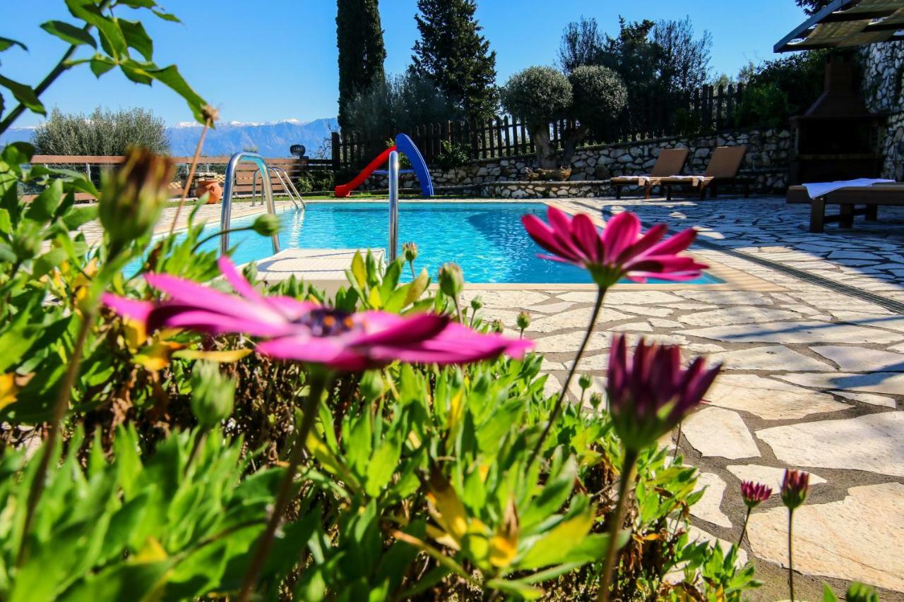 Villa Summer Breeze Nikiana Dış mekan fotoğraf