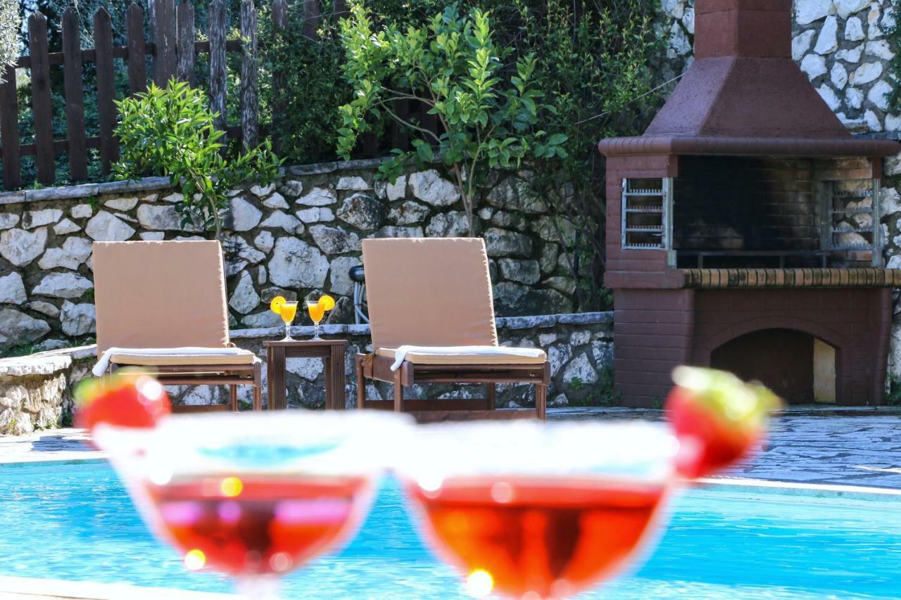 Villa Summer Breeze Nikiana Dış mekan fotoğraf