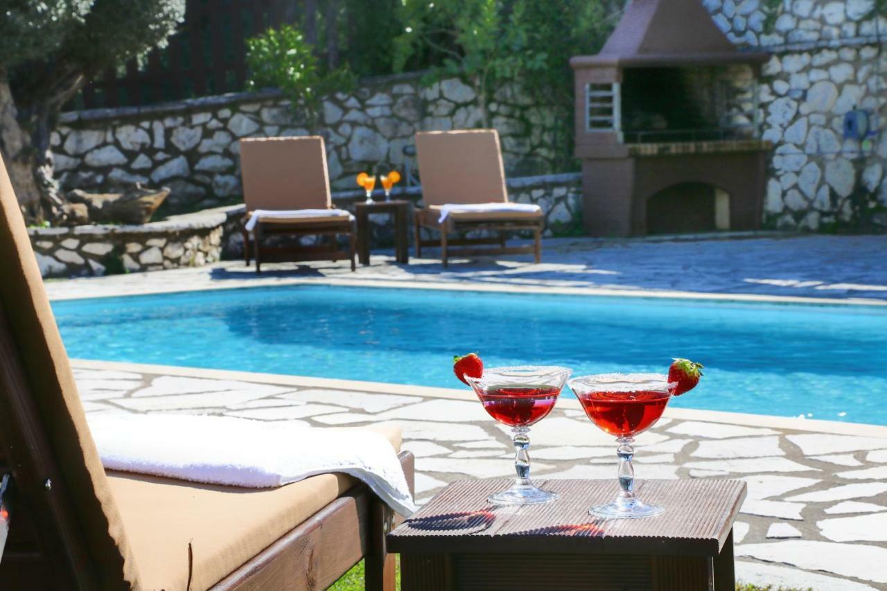 Villa Summer Breeze Nikiana Dış mekan fotoğraf